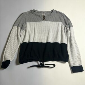 No Boundaries Gray White Black Colorblock Waffle Knit Pullover